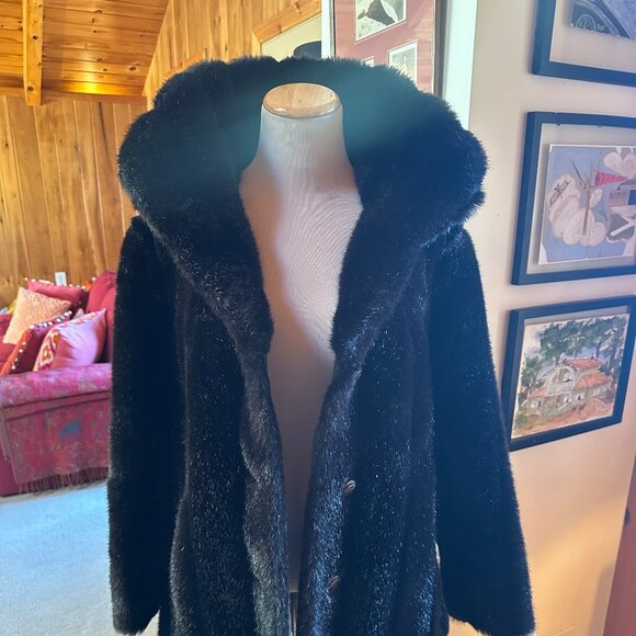 HILLMOOR ROYAL MINK Vintage Brown Faux Fur Coat – L/XL $8.00 - Picture 3 of 9